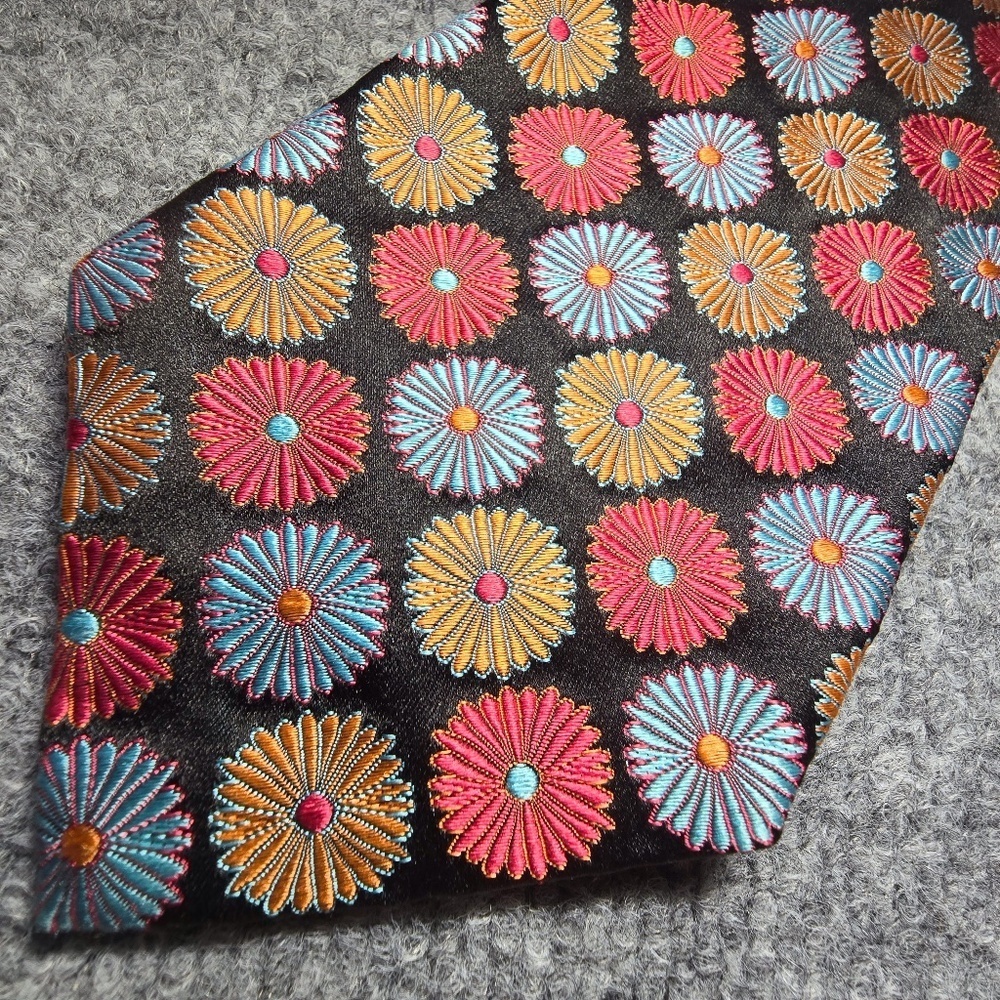 Altea Milano 7-Fold Silk Tie - Bold Floral Anemone Print - Made in Italy